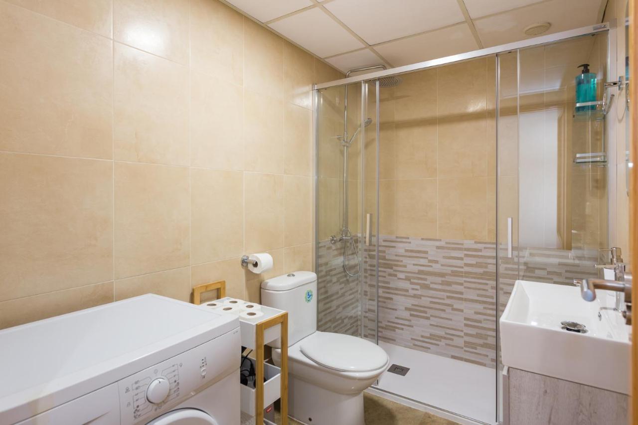Piso Familiar Cerca Del Centro, Ac Y Wifi Gratis Appartement Valencia Buitenkant foto