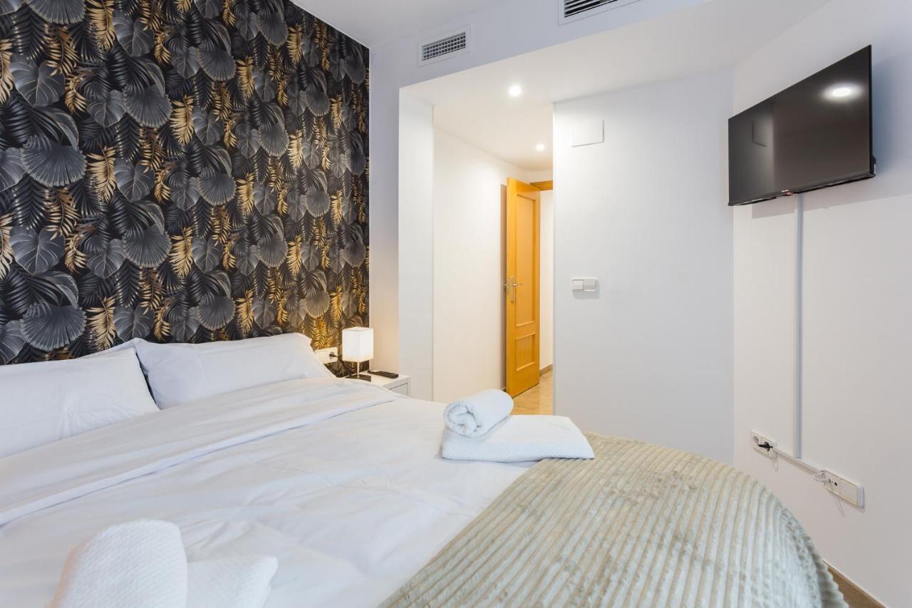 Piso Familiar Cerca Del Centro, Ac Y Wifi Gratis Appartement Valencia Buitenkant foto