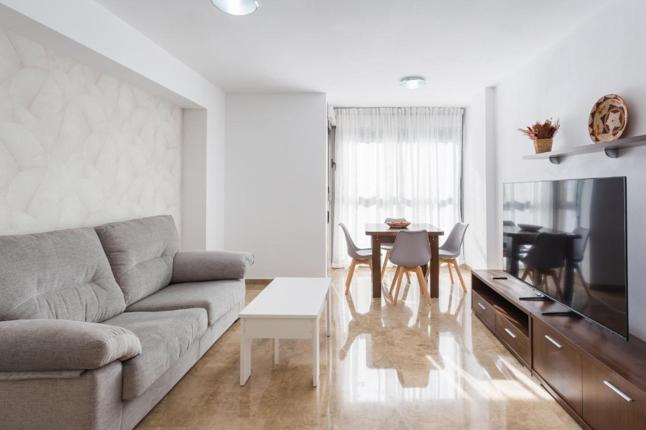 Piso Familiar Cerca Del Centro, Ac Y Wifi Gratis Appartement Valencia Buitenkant foto