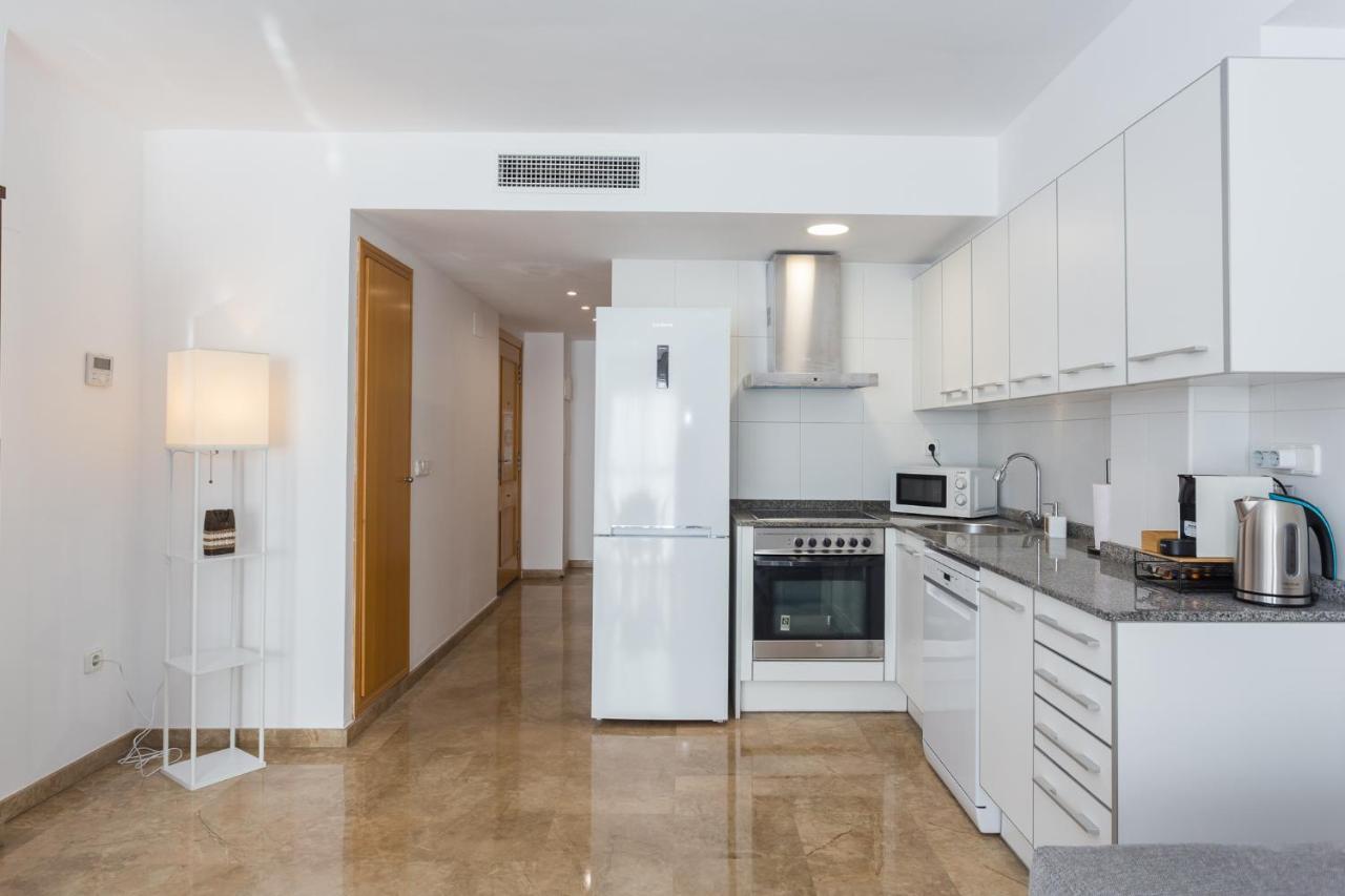 Piso Familiar Cerca Del Centro, Ac Y Wifi Gratis Appartement Valencia Buitenkant foto