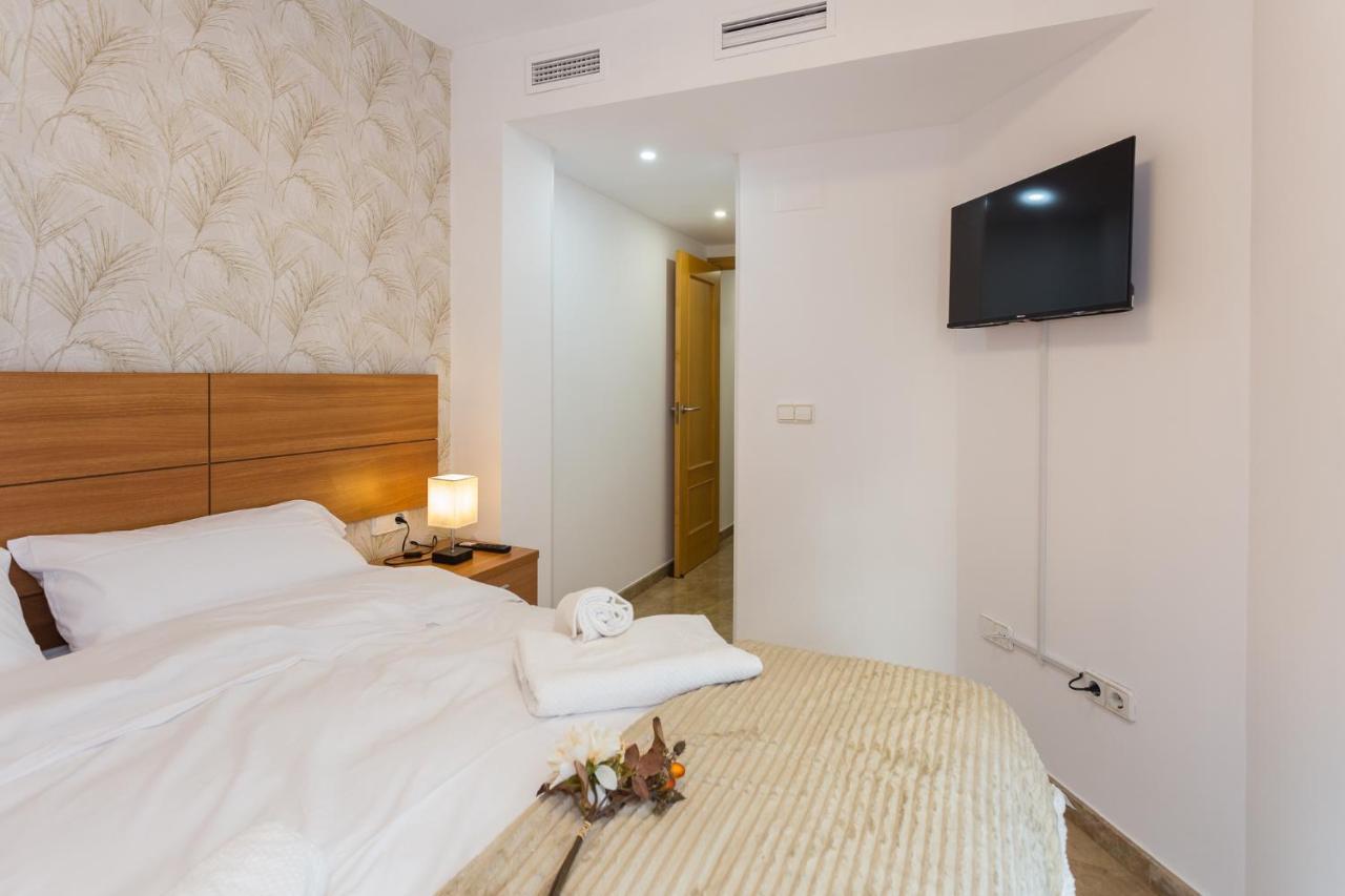 Piso Familiar Cerca Del Centro, Ac Y Wifi Gratis Appartement Valencia Buitenkant foto