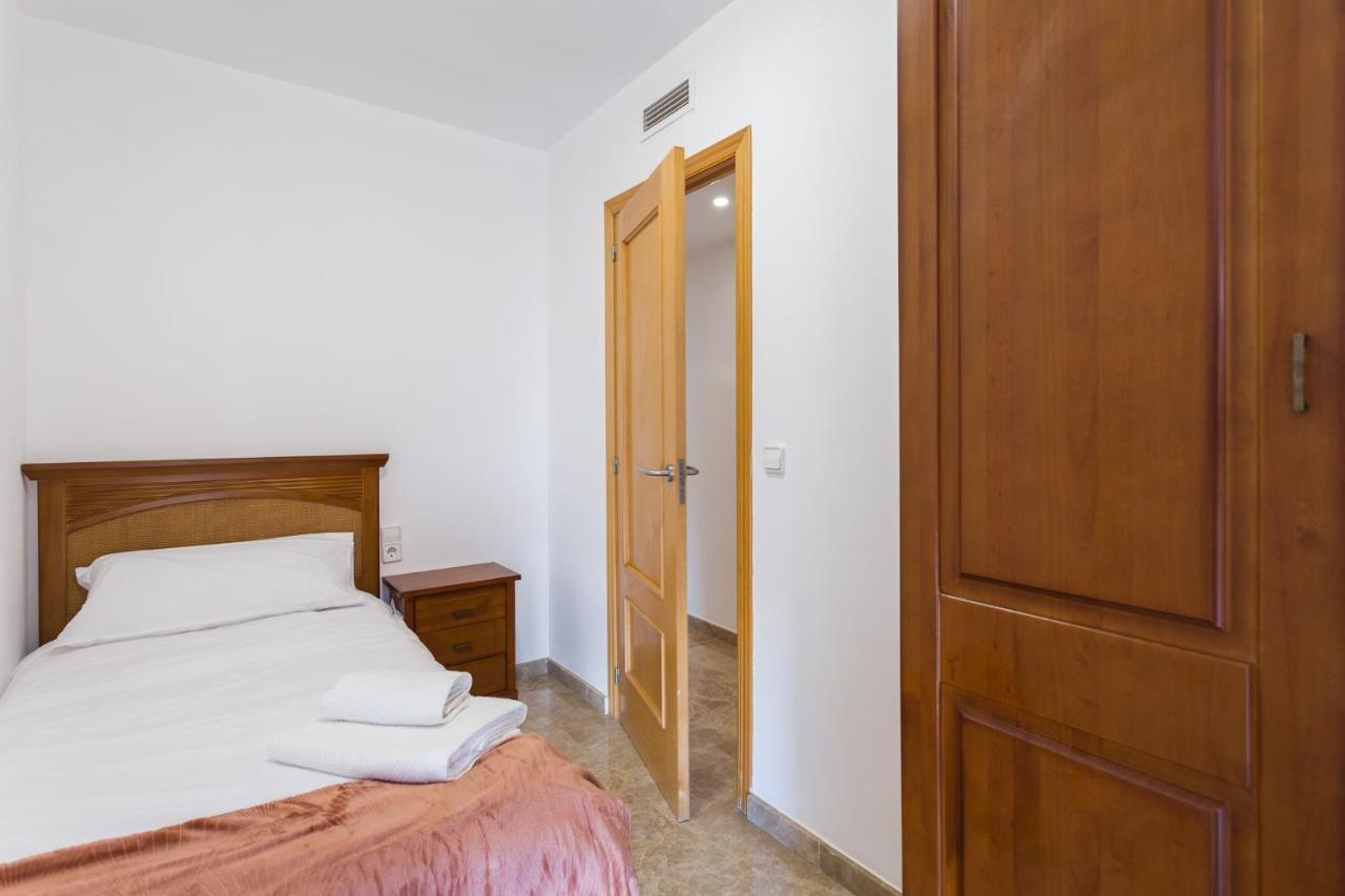 Piso Familiar Cerca Del Centro, Ac Y Wifi Gratis Appartement Valencia Buitenkant foto